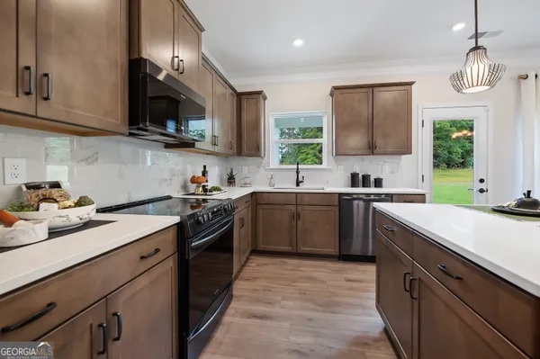 $352,925 | 136 Creekside Road, Eatonton, GA 31024