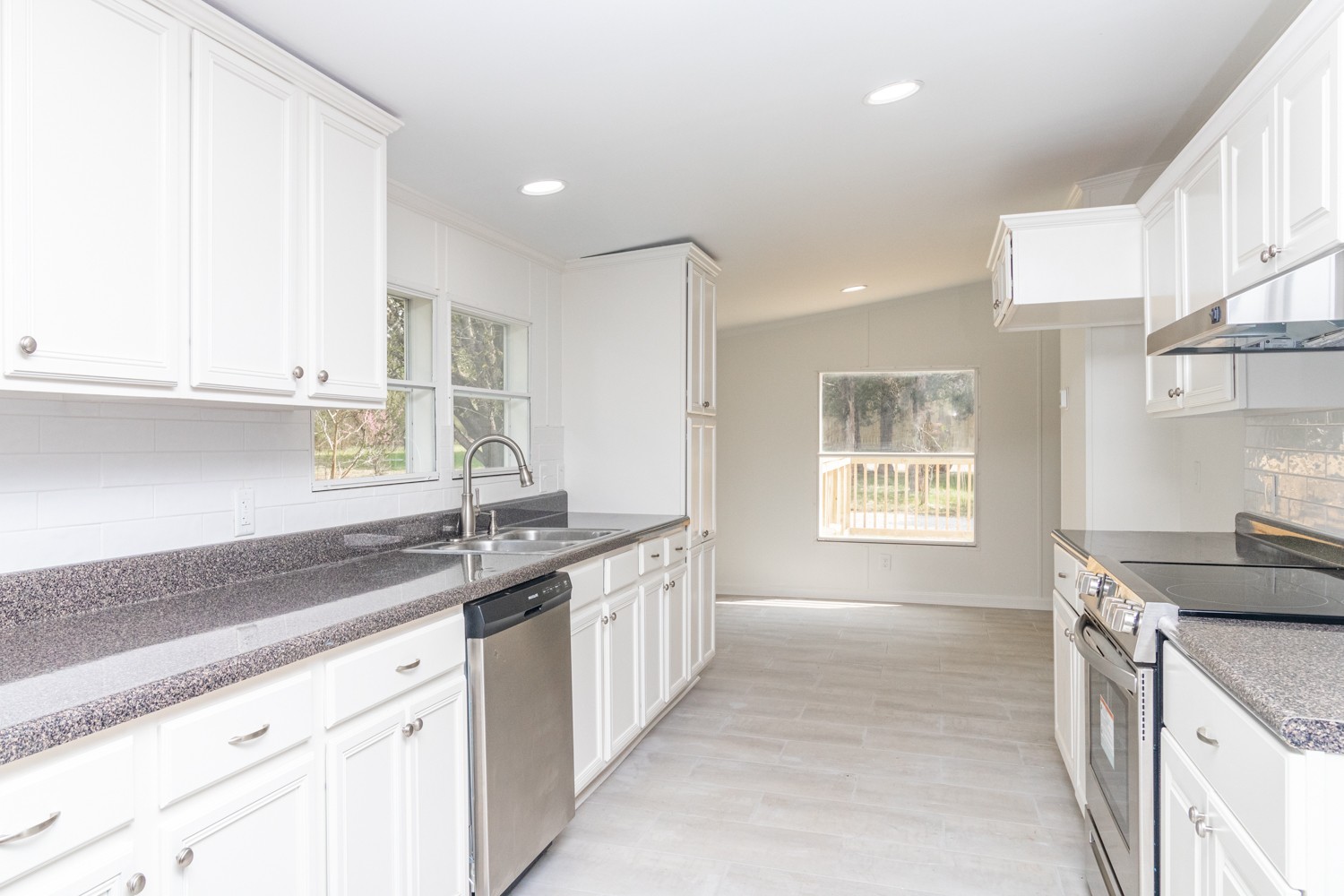 5178 Reynolds Road Columbia, TN 38401 - Photo 11 of 47 Gallery Image 11