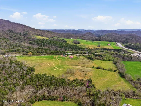$1,874,000 | 365 Young Lane, Tazewell, TN 37879