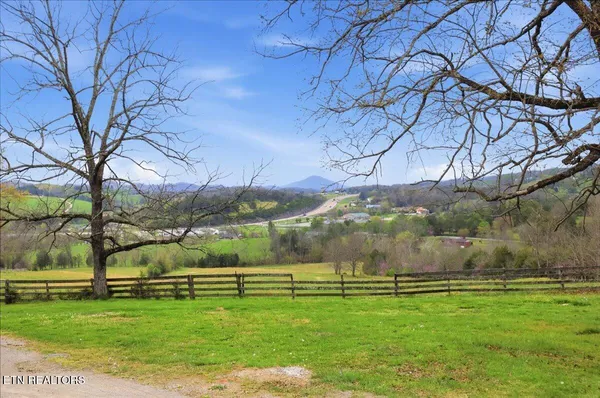$1,874,000 | 365 Young Lane, Tazewell, TN 37879
