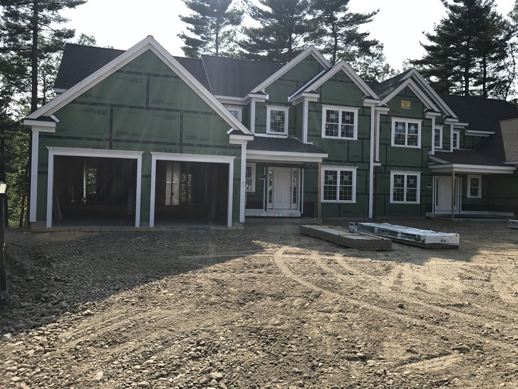 14 Point Road, Unit 1 Shrewsbury, MA 01545 - Photo 3 of 5 Gallery Image 3