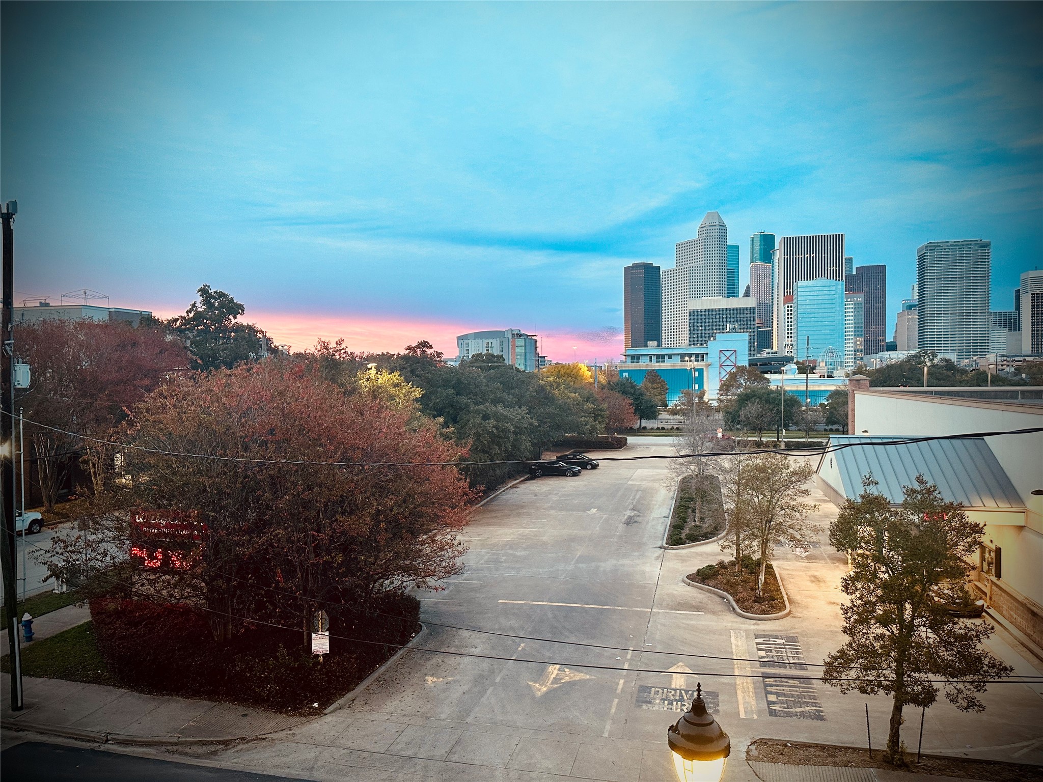 2727 Brazos Street, Unit 7 Houston, TX 77006 - Photo 6 of 19 Downtown view from this awesome studio!!!!With a 91 walkability score, this boutique Hôtel styled property is spread out over 5 blocks. Located in Montrose with easy access to Downtown, Toyota Center, Minute Maid Park, theaters! Quick freeway access to other parts of the City! Walkable to the MetroRail