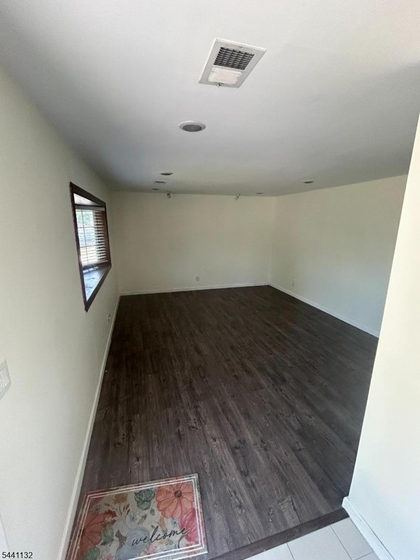 17 Raleigh Road Edison, NJ 08817 - Photo 14 of 16