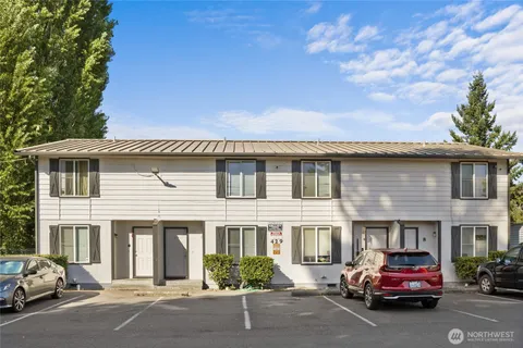 a car parked in front of a building