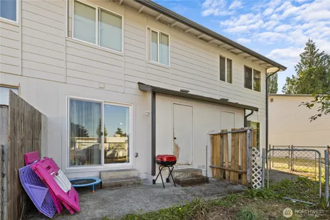 a view of outdoor space