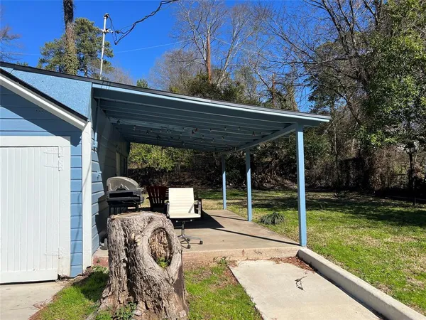 $1,400 | 642 Robinson Place, Shreveport, LA 71104