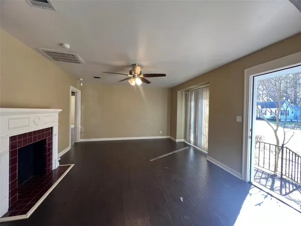 $1,400 | 642 Robinson Place, Shreveport, LA 71104