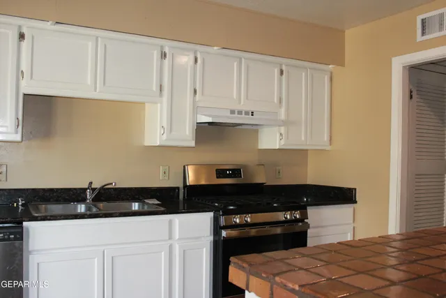 a close view of stove top oven