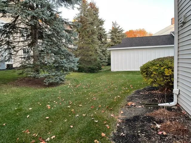 $2,100 | 2652 South Knightsbridge Circle, Ann Arbor, MI 48105