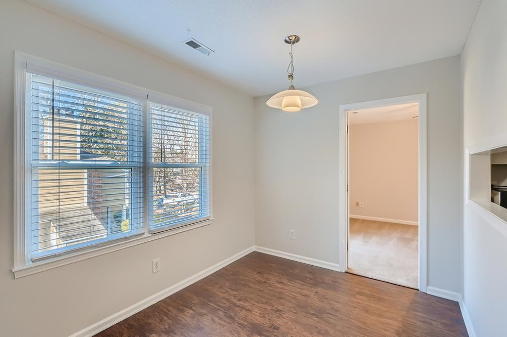 3433 Mill Run Raleigh, NC 27612 - Photo 10 of 28 Photo 10