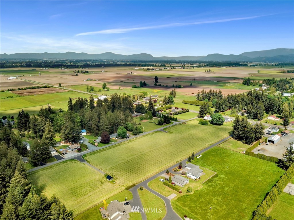 855 Van Dyk Road Lynden, WA 98264 - Photo 13 of 15
