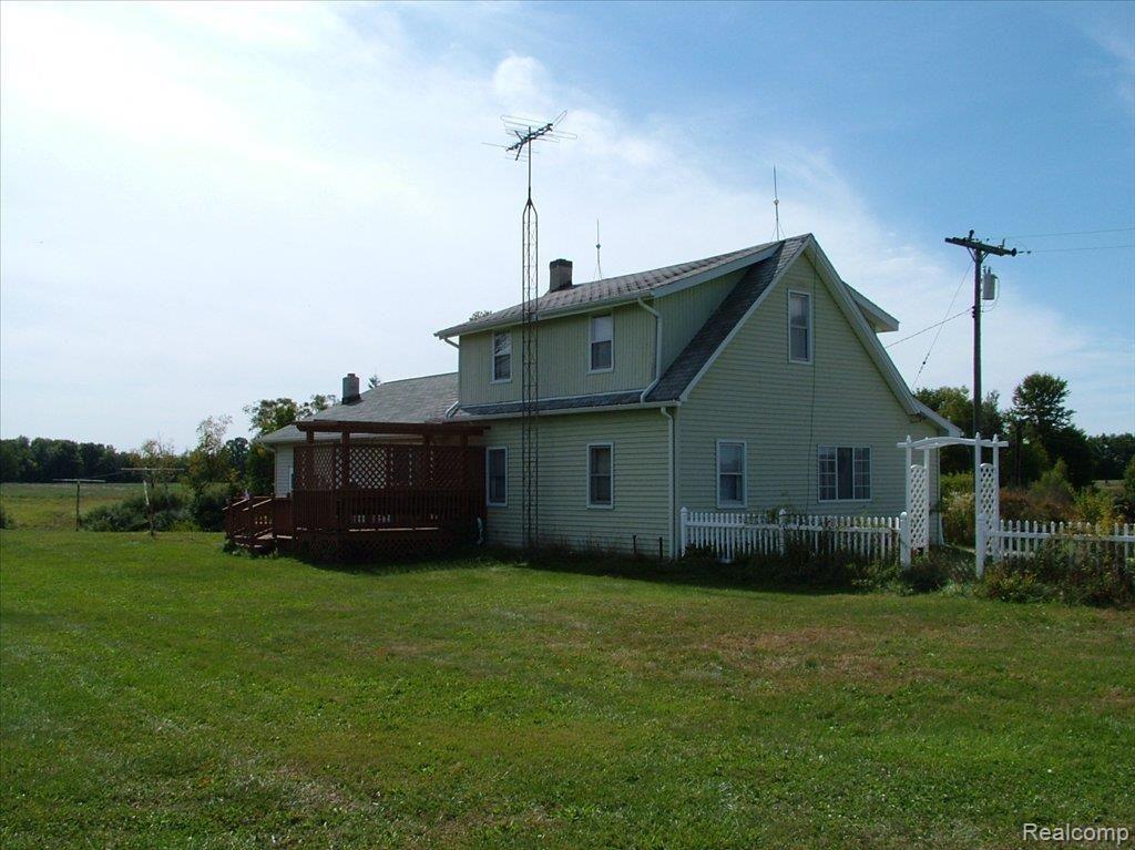7679 Beard Road Avoca, MI 48006 - Photo 1 of 12 DSCF1341