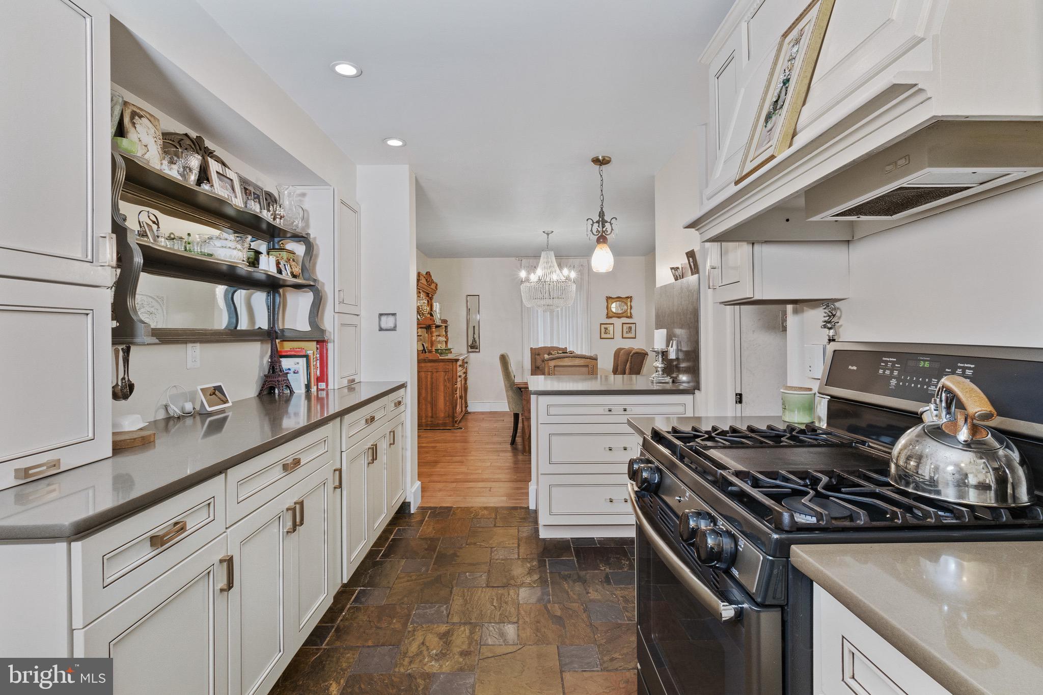 121 Lenape Road Cherry Hill, NJ 08002 - Photo 10 of 27 Gallery Image 10