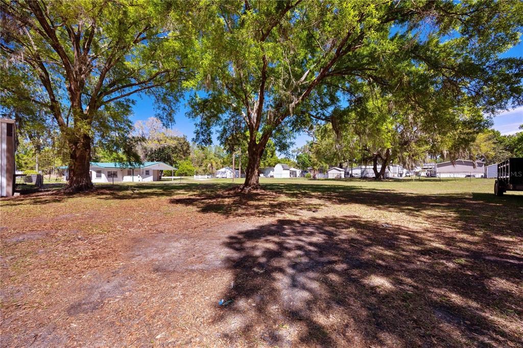 1432 Banana Road Lakeland, FL 33810 - Photo 36 of 39