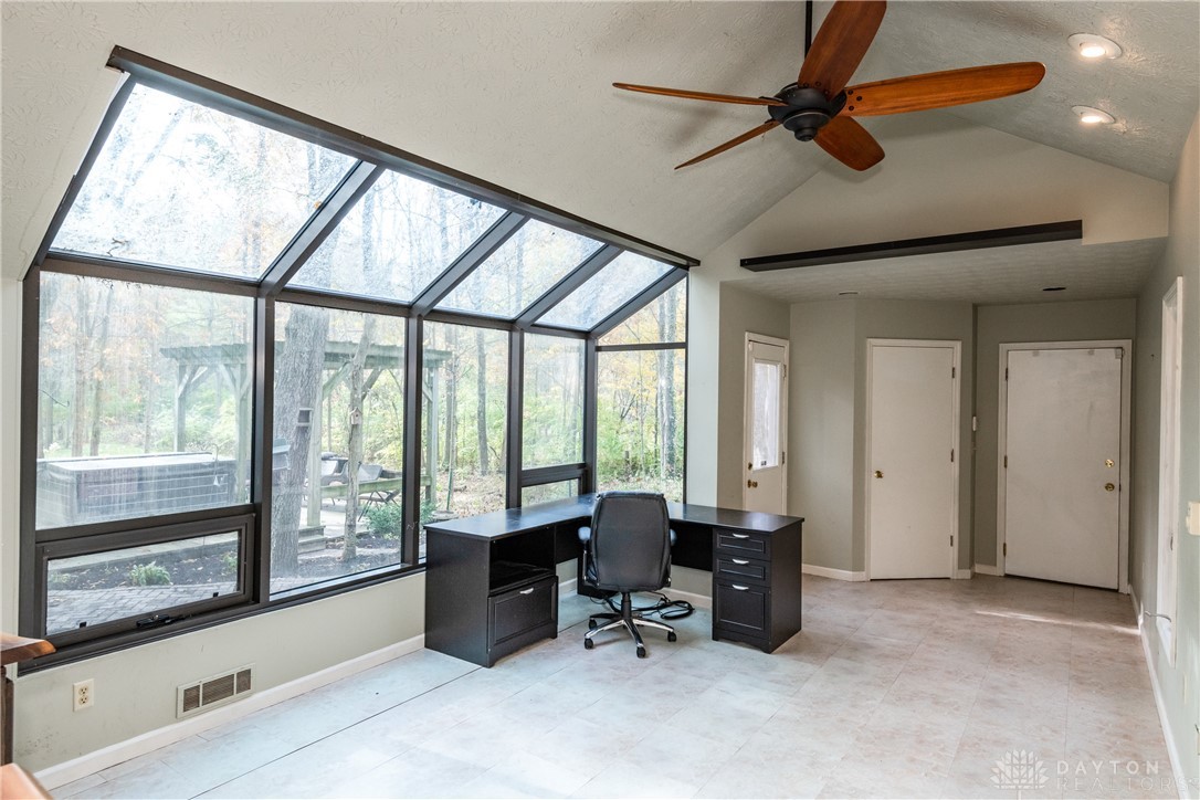 9543 Bellbrook Road Waynesville, OH 45068 - Photo 21 of 79 Gallery Image 21