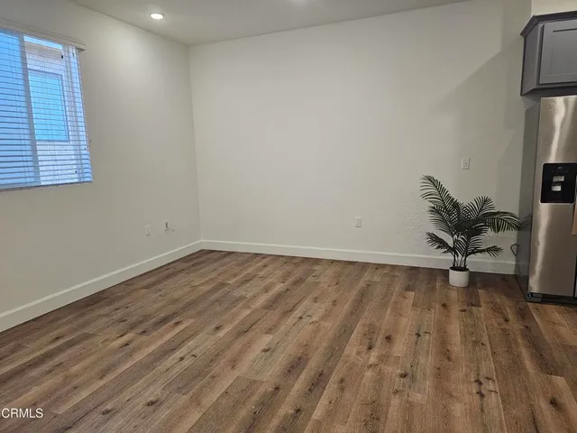 $2,650 | 14550 Burbank Boulevard, Unit 105, Sherman Oaks, CA 91411