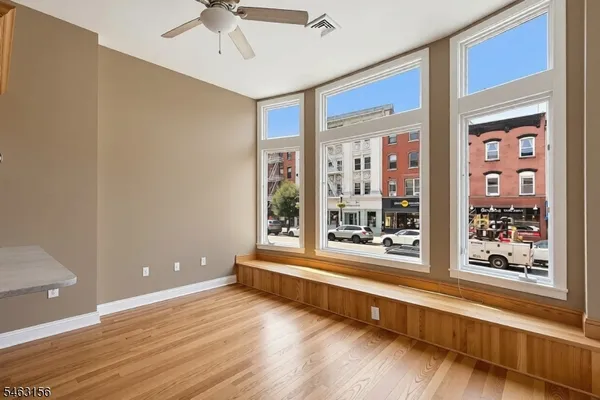$2,500 | 421 Washington Street, Hoboken, NJ 07030