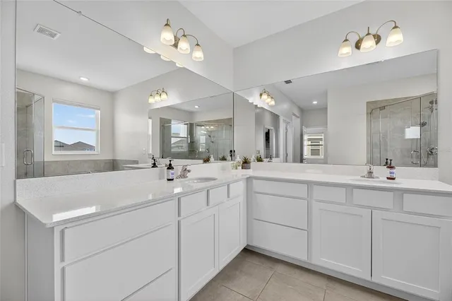 $2,900 | 324 Black Rock Lane, Apollo Beach, FL 33572