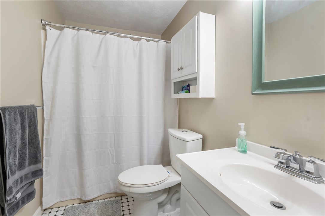 161 West Shore Road, Unit C4 Warwick, RI 02889 - Photo 11 of 14