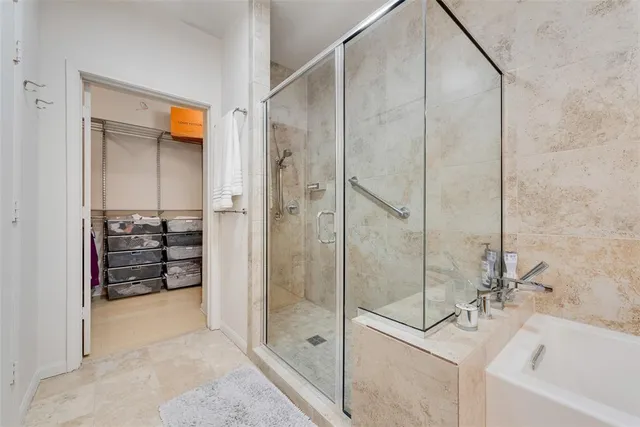 $3,500 | 4111 Gilbert Avenue, Unit 212, Dallas, TX 75219