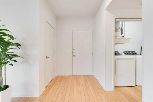 $3,500 | 4111 Gilbert Avenue, Unit 212, Dallas, TX 75219