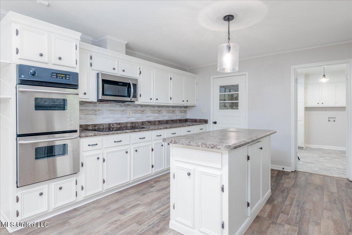 7485 Highway 4 Senatobia, MS 38668 - Photo 11 of 31 09-kitchen