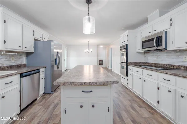 $339,000 | 7485 Highway 4, Senatobia, MS 38668