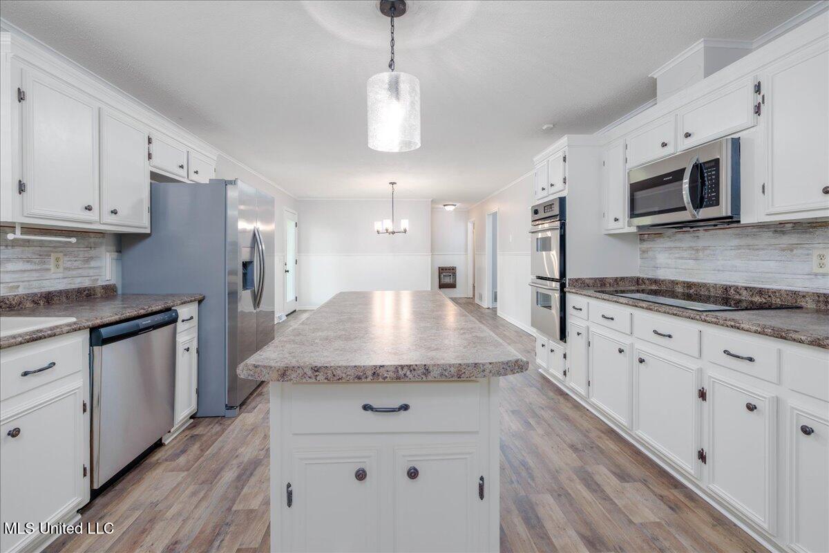 7485 Highway 4 Senatobia, MS 38668 - Photo 12 of 31 10-kitchen