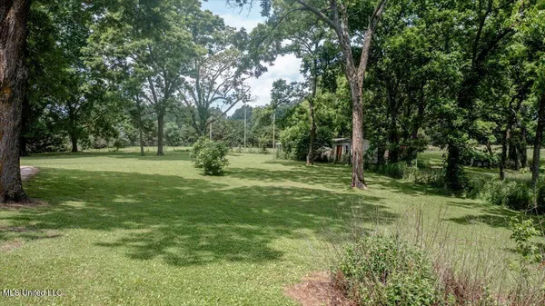 $339,000 | 7485 Highway 4, Senatobia, MS 38668