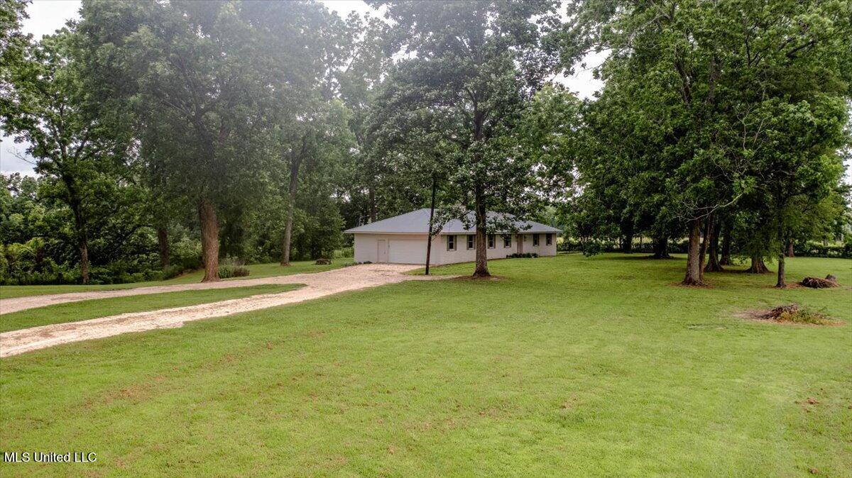 7485 Highway 4 Senatobia, MS 38668 - Photo 4 of 31 36-aerial front