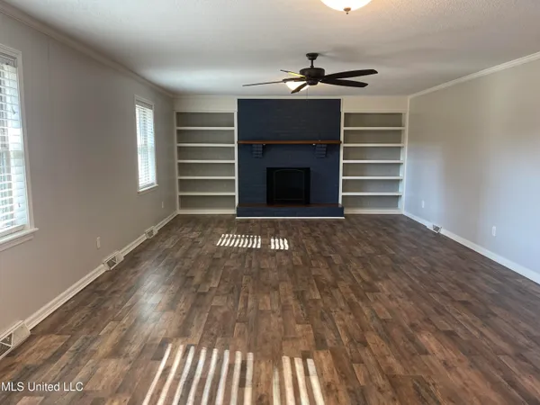 $339,000 | 7485 Highway 4, Senatobia, MS 38668