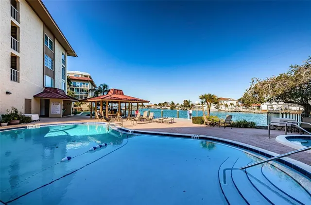 $3,900 | 105 Island Way, Unit 146, Clearwater Beach, FL 33767