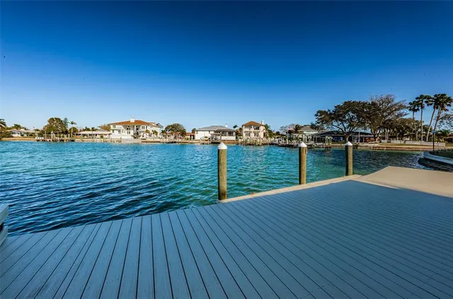 $3,900 | 105 Island Way, Unit 146, Clearwater Beach, FL 33767