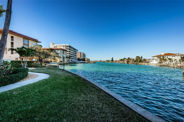 $3,900 | 105 Island Way, Unit 146, Clearwater Beach, FL 33767