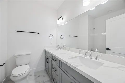 $384,700 | 7723 Sky Dweller Drive, Houston, TX 77055