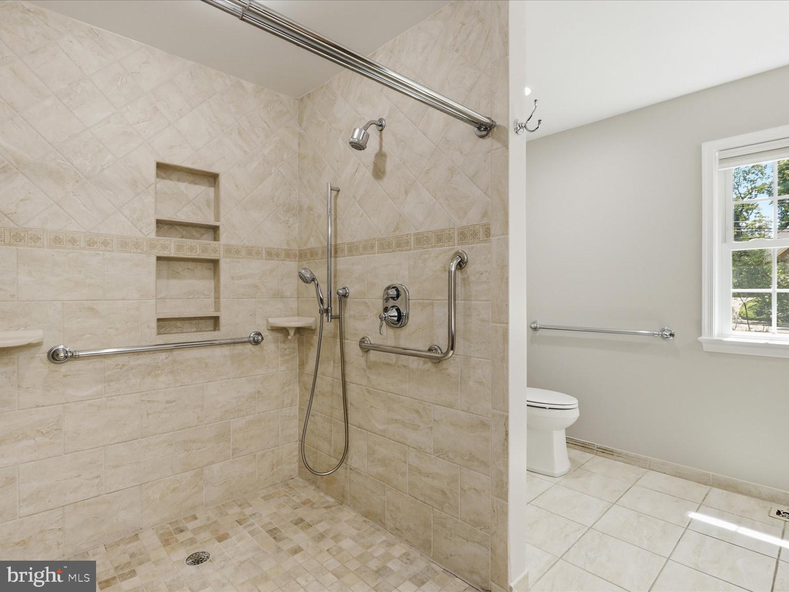 4410 Guinea Road Fairfax, VA 22032 - Photo 24 of 59 Main Level Primary Bathroom