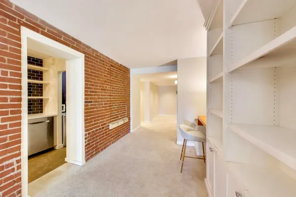 $339,900 | 40 East 9th Street, Unit 1601, Chicago, IL 60605