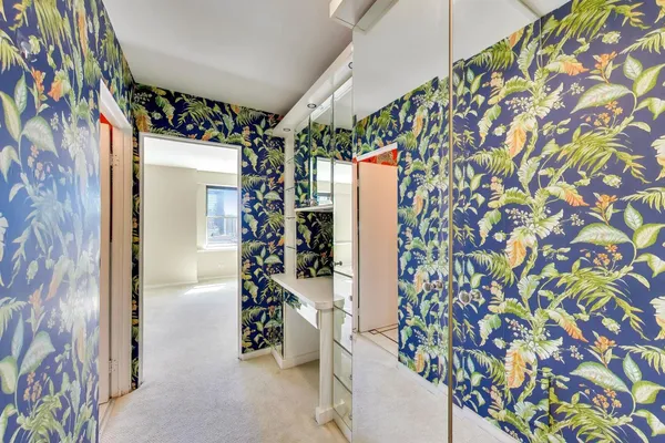 $339,900 | 40 East 9th Street, Unit 1601, Chicago, IL 60605