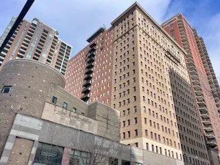 $339,900 | 40 East 9th Street, Unit 1601, Chicago, IL 60605