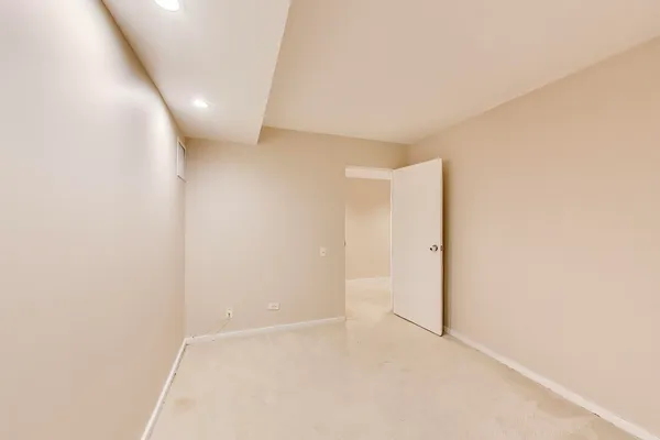 $339,900 | 40 East 9th Street, Unit 1601, Chicago, IL 60605