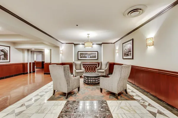$339,900 | 40 East 9th Street, Unit 1601, Chicago, IL 60605