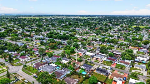 $400,000 | 721 North 69th Avenue, Hollywood, FL 33024
