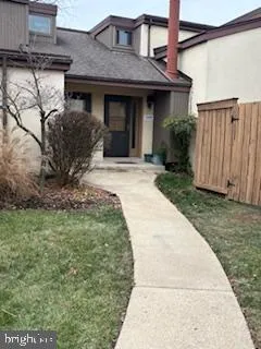 $2,300 | 11244 Snowflake Court, Unit B, Columbia, MD 21044