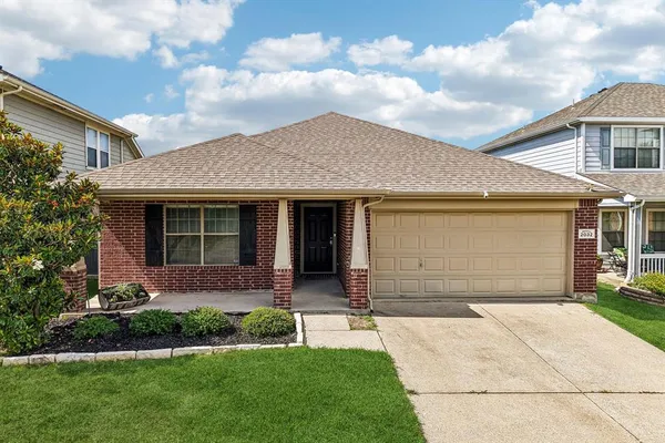 $285,000 | 2032 Athabasca Falls Drive, Anna, TX 75409