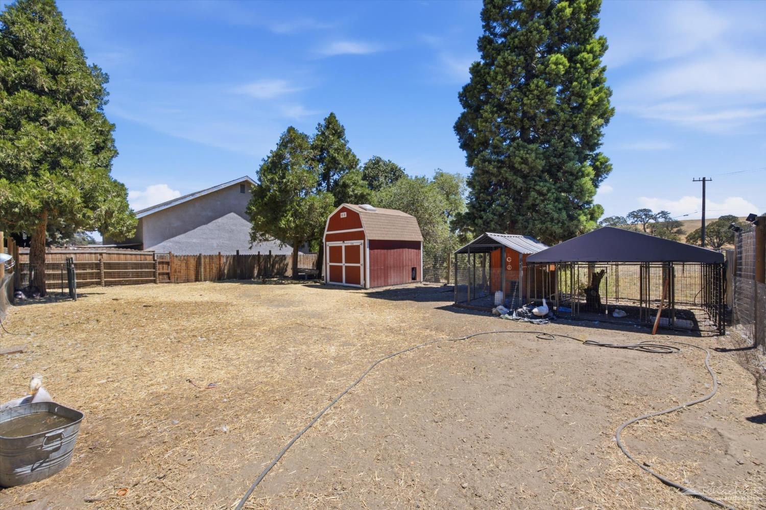 21801 Old Town Road Tehachapi, CA 93561 - Photo 35 of 38 Gallery Image 35