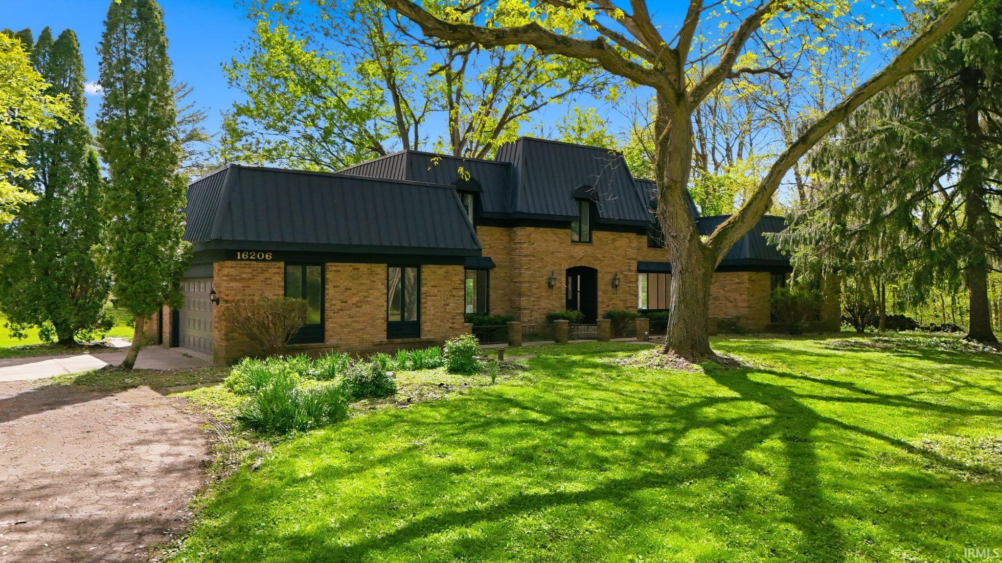 16206 Canyon Ridge Road Leo, IN 46765 - Photo 1 of 35 Gallery Image 1