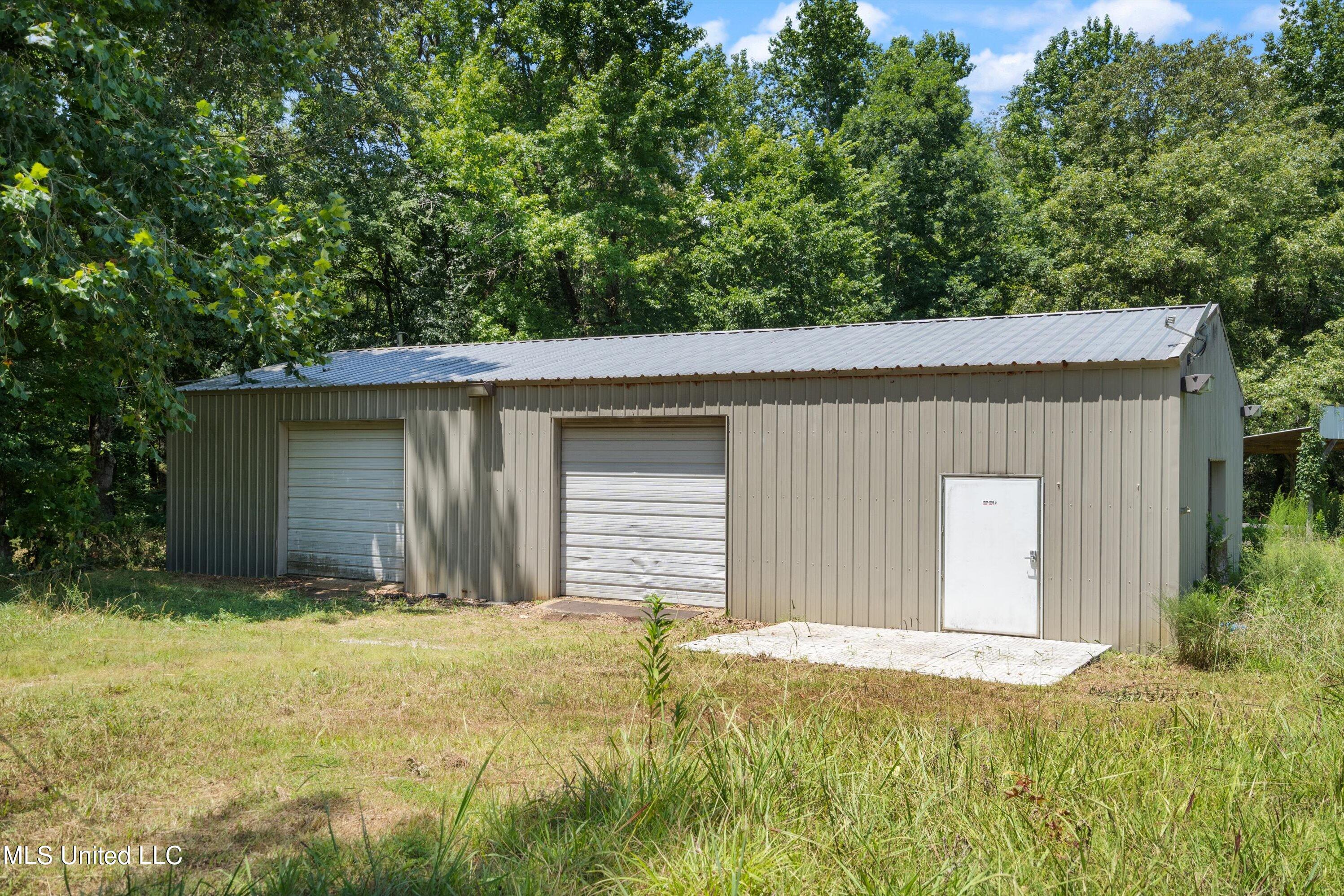 1102 South Red Banks Road Holly Springs, MS 38635 - Photo 2 of 21 07-DSC4037
