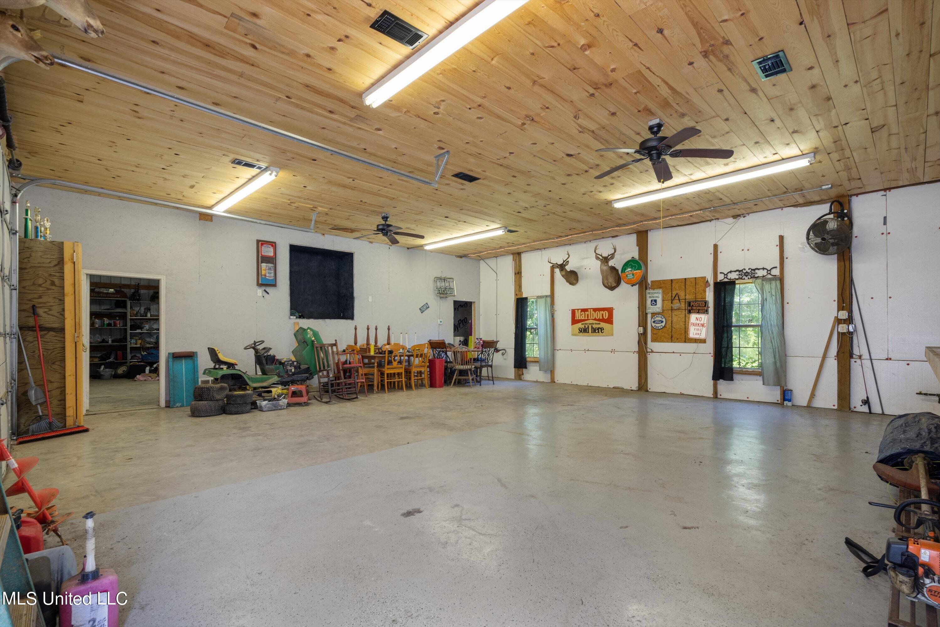 1102 South Red Banks Road Holly Springs, MS 38635 - Photo 5 of 21 01-DSC3997