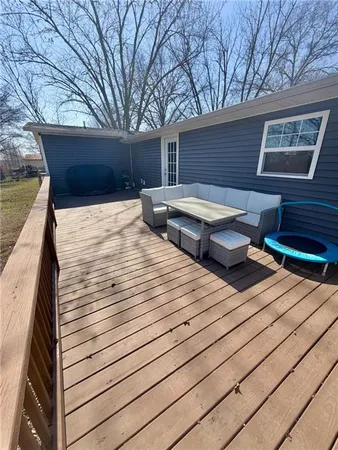 $325,000 | 810 Town And Country Lane, Trenton, MO 64683