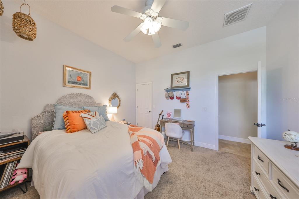 18423 Lithia Towne Road Lithia, FL 33547 - Photo 36 of 79 Gallery Image 36